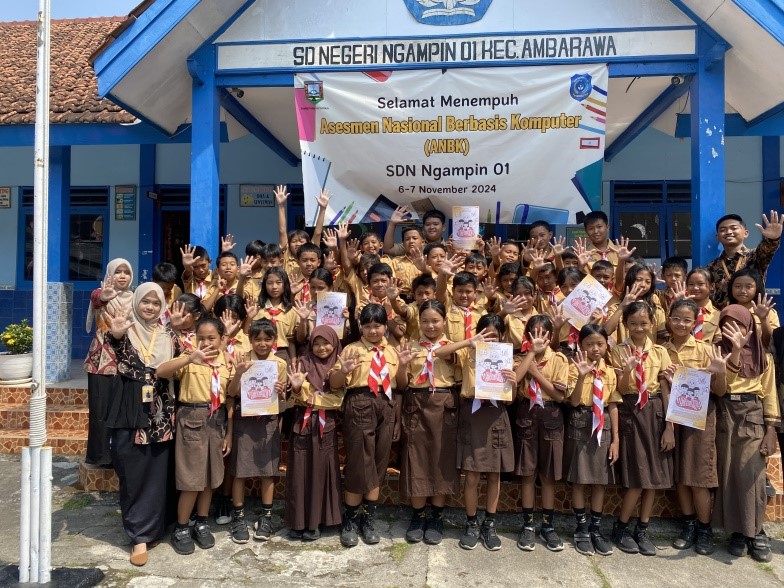 Dokumentasi bersama. Foto: KKN Reguler 83 UIN Walisongo Posko 6 Kelurahan Ngampin