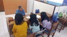 Kegiatan Konsultasi Semester Berkarya. (penulis)