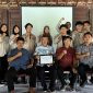 Penyerahan komponen desain kepada pihak Puri Mataram. Foto: Fladintya Rachel