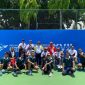 Mahasiswa MBKM FKOR UNS berkontribusi dalam memberikan pendampingan dan dukungan atlet selama PEPARNAS XVII berlangsung di Surakarta. Foto: Tim Hibah MBKM Wheelchair Tennis Papua UNS