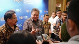 Airlangga dalam acara Business Competitiveness Outlook 2025. Foto: Biro KLIP Kemenko Perekonomian