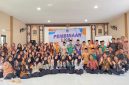 Dokumentasi bersama setelah sosialisasi pencegahan pernikahan dini yang diselenggarakan oleh KKN 44 UINSA di Dusun Sukun, Desa Klenang Kidul pada Sabtu, 5 Juli 2025. Foto: KKN 44 UINSA