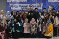 Foto bersama narasumber dan peserta workshop “Pop Your Brand” di Gedung Dekranasda Sleman, 19 Juni 2025. Foto: Pribadi