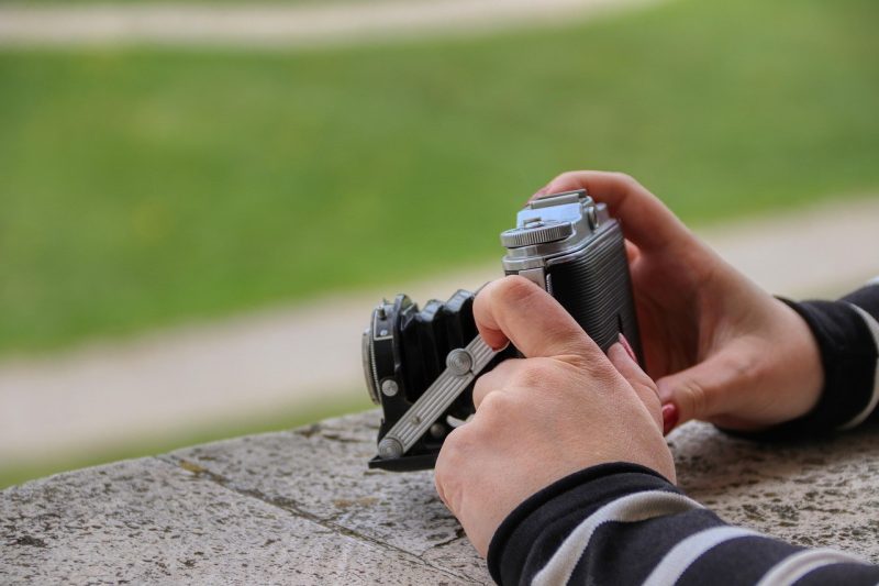 Ilustrasi foto mengambil gambar. Foto: pixabay.com