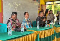 Faisal Tahadju, ST., MSi saat menjadi pemateri sosialisasi mitigasi bencana di SD Alkhairat Bungintembe, Kecamatan Petasia Timur yang berlangsung pada Kamis, 24 Juli 2025. Foto: BPBD Morowali Utara