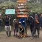 Mahasiswa KKN 32 UNS berfoto bersama di Pos 5 (Sabana 2) setelah memasang papan informasi jalur pendakian Merbabu via Selo. Foto: KKN 32 UNS
