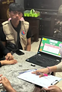 KKN 225 UNS di Desa Ngumpul Dorong Digitalisasi dan Edukasi Keuangan UMKM