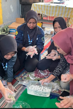 Ombak Berdaya, Nelayan Sejahtera: Inovasi Mahasiswa UNEJ Menggerakkan Ekonomi Pesisir Pugerkulon