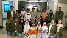 Momen keakraban mahasiswa bersama anak-anak di panti asuhan. (Sumber: Dok. Pribadi mahasiswa)