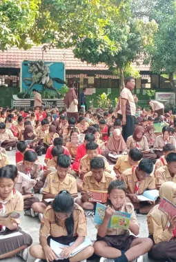 Tim Hibah GAMINAYU UNS Perkuat Budaya Literasi dan Pembelajaran Interaktif di Sekolah Dasar