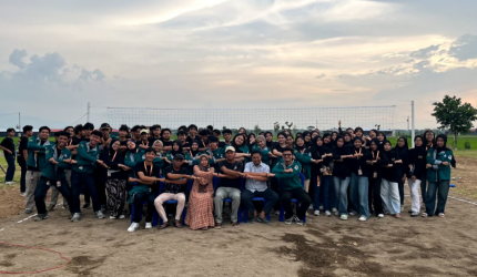 Peresmian lapangan voli sekaligus sebgai penutup kegiatan HMS Project 2025. Foto: Media HMS Project 2025