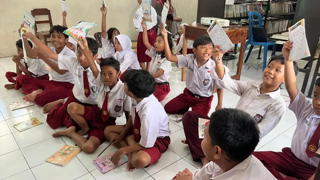 Suasana kegiatan Jejak Literasi yang berlangsung penuh antusias. Foto: Tim GAMINAYU UNS