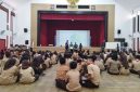 Mahasiswa Universitas Sebelas Maret (UNS) melaksanakan kegiatan pengajaran dan pendampingan lintas bidang di Sekolah Indonesia Singapura (SIS) sebagai bagian dari program KKN Rekognisi, guna mendukung proses pembelajaran dan keaktifan siswa. Foto: Pribadi