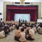 Mahasiswa Universitas Sebelas Maret (UNS) melaksanakan kegiatan pengajaran dan pendampingan lintas bidang di Sekolah Indonesia Singapura (SIS) sebagai bagian dari program KKN Rekognisi, guna mendukung proses pembelajaran dan keaktifan siswa. Foto: Pribadi