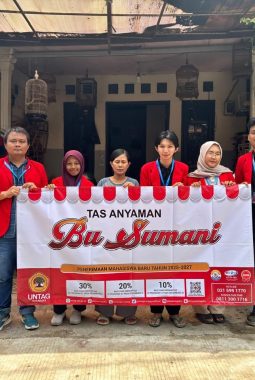 Kegiatan Sosial hingga Pendampingan UMKM Warnai KKN UNTAG Surabaya di Bendunganjati