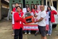 Pelaksanaan Program KKN Sub Kelompok 1 (R11) pada UMKM Kurnia. Foto: Tim Dokumentasi Sub Kelompok 1 (R11)