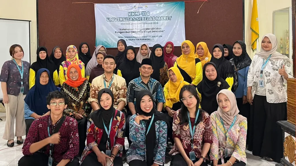 Dokumentasi Kepala Desa Semagung, Kelompok KKN UNS dan Kelompok Wanita Tani (KWT) Desa Semagung. Foto: Tim KKN 114 Desa Semagung, Bagelen, Purworejo