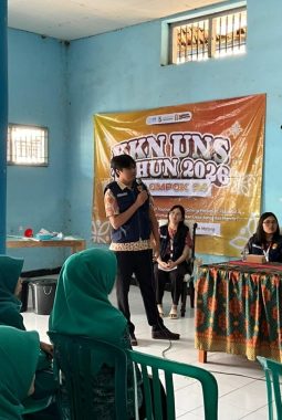 Mahasiswa KKN UNS Bangun Model Pemberdayaan Desa Berbasis Inovasi dan Kolaborasi di Tegalweru