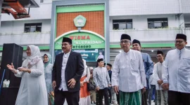 Bupati dan jajaran Forkopimda Kabupaten Nganjuk tiba di Pondok Pesantren Al Ubaidah, Kertosono, untuk menghadiri penutupan Safari Ramadan, Senin (16/3/2026). Foto: Pribadi