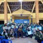 Foto bersama peserta dan mahasiswa KKN-T UNS Kelompok 100. (Sumber: Dokumentasi Pribadi KKN-T UNS Kelompok 100)