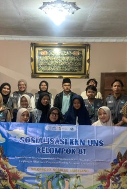 Sinergi Pemuda Desa Seloprojo dalam Branding Pariwisata untuk Menguatkan Ekonomi Lokal