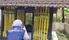 Observasi tempat bersejarah di Cungkup Mbah Iro Truno.  Foto: Dokumentasi pribadi Kelompok 97 KKN UNS