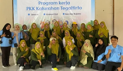 Dokumentasi bersama setelah pelaksanaan Program GEBYUR (Gerakan Ibu Makan Sayur) bersama Tim Penggerak PKK Kalurahan Tegaltirto. (doc pribadi)