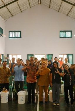 Tim Hibah MBKM Desa Segorogunung Pendidikan Geografi FKIP UNS Gelar Program KOMPAK untuk Perkuat Ecovillage di Desa Segorogunung