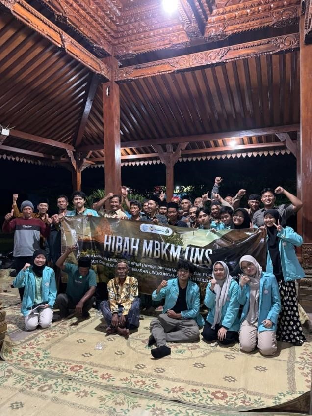 Foto bersama setelah pelaksanaan sosialisasi pertama. (doc. pribadi)