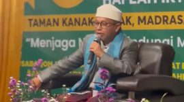 Pimpinan Pondok Pesantren Nurul Huda, Drs. KH. Abdul Aziz, juga menyampaikan pesan kepada para santri dalam puncak Milad ke-43 Pondok Pesantren Nurul Huda Yaspin Sukabumi, Kamis (25/6/2026). Foto: Tim Media Pesantren Nurul Huda