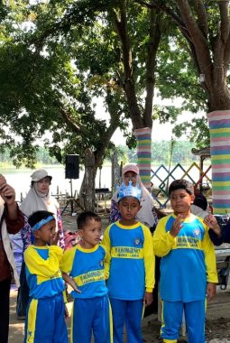 Outbound di Kendal Tutup Rangkaian MATAMUDA MI Muhammadiyah 11 Jabung, Perkuat Kekompakan Siswa Baru