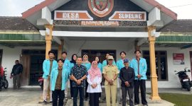 Dokumentasi Tim Hibah JARPAK UNS bersama perangkat Desa Sumbung usai pelaksanaan kajian potensi dan pengembangan wilayah di Kantor Desa Sumbung, Boyolali.