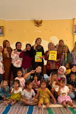 Mahasiswa KKN UNS Olah Jagung Lokal Jadi PMT, Dorong Pencegahan Stunting di Karangtengah