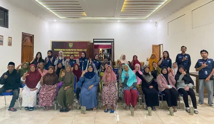 Dokumentasi bersama setelah pelaksanaan program kerja bertajuk “Pertanian Terpadu: Ketahanan Pangan Mandiri” di Dusun Bono. Sumber: Dok. Pribadi/KKN-PPM 18 UMBY