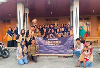 Dokumentasi bersama mahasiswa KKN Literasi UNS kelompok 297 Desa Segorogunung. Foto: Dok. Pribadi/KKN UNS Kelompok 297