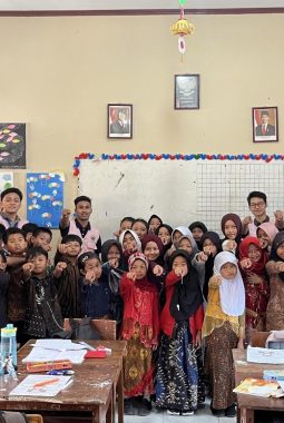 Mahasiswa KKN UMBY Dorong Siswa SD di Pakis Mengenali Potensi Diri Sejak Dini