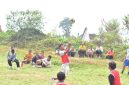 Pertandingan berlangsung dengan meriah dan dipenuhi antusiasme penonton dari berbagai kalangan umur. Sorak-sorai pendukung serta semangat para pemain di lapangan mencerminkan nilai-nilai fair play, kerja sama tim, dan jiwa nasionalisme yang kuat. (Dok. Pribadi/Kelompok 297 UNS)