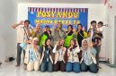 Foto Bersama KKN UIN Walisongo Semarang Posko 51 dan orang tua atau pendamping masing-masing serta kader Posyandu Madya Raras. (Dok. Pribadi/KKN 51 UIN Walisongo)