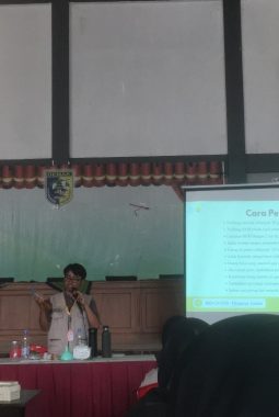 Minyak Jelantah Tak Sekadar Dijual, KKN 54 UNS Kenalkan Olahan Sabun di Pilangrejo
