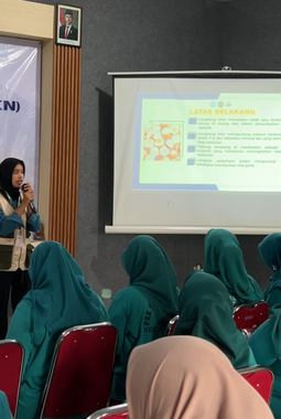 Sosialisasi Pemanfaatan Cangkang Telur sebagai Pupuk Organik melalui Literasi Lingkungan dan Pengelolaan Limbah berbasis Keterlibatan Masyarakat di Desa Sumberdem